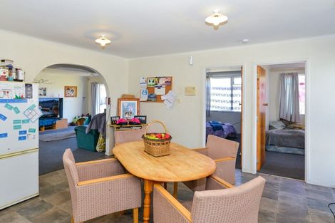 Photo of property in 30 Cartier Crescent, Flaxmere, Hastings, 4120