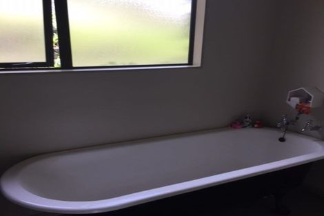 Photo of property in 27 Hicks Crescent, Waikanae Beach, Waikanae, 5036