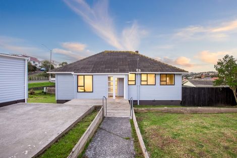 Photo of property in 1a Stephen Street, Tawa, Wellington, 5028