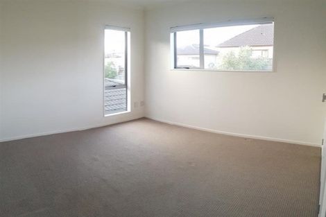 Photo of property in 5 Dione Place, Flat Bush, Auckland, 2016