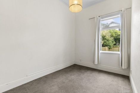 Photo of property in 35 Brougham Street, Mount Victoria, Wellington, 6011