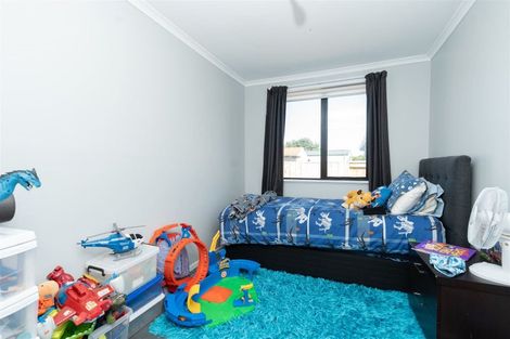 Photo of property in 42 Montgomery Crescent, Bader, Hamilton, 3206