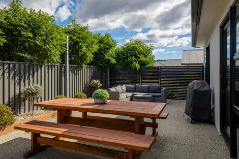 Photo of property in 12 Walker Place, Alexandra, 9320