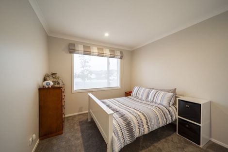 Photo of property in 6 Benmore Place, Poraiti, Napier, 4112