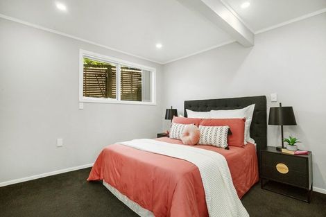Photo of property in 2 Bell Street, Tawa, Wellington, 5028