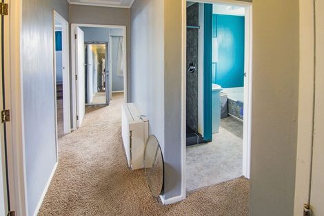 Photo of property in 63 River Road, Masterton, 5810