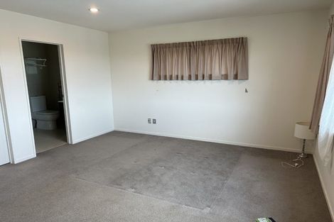 Photo of property in 24 Mulroy Place, Pinehill, Auckland, 0632