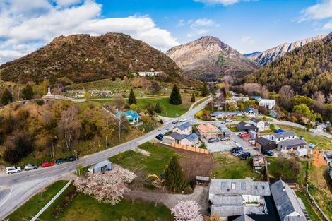 Photo of property in 9b Caernarvon Street, Arrowtown, 9302