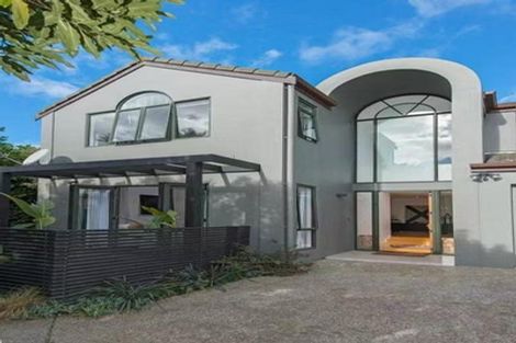 Photo of property in 2/28 Hart Road, Hauraki, Auckland, 0622