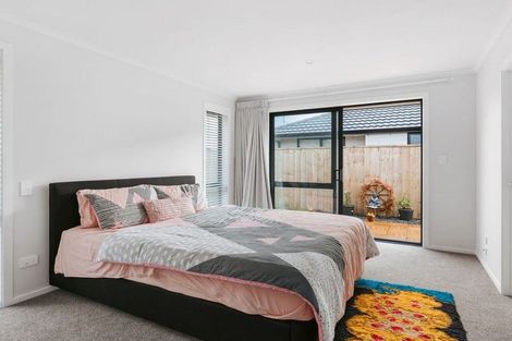 Photo of property in 5 Nottingham Road, Omokoroa, 3114