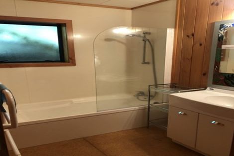 Photo of property in 16 Te Herekiekie Street, Turangi, 3334