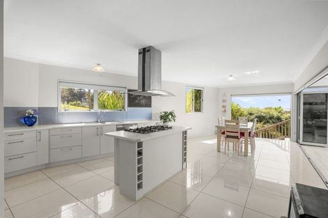 Photo of property in 50 Cullen Street, Mangawhai Heads, Mangawhai, 0505