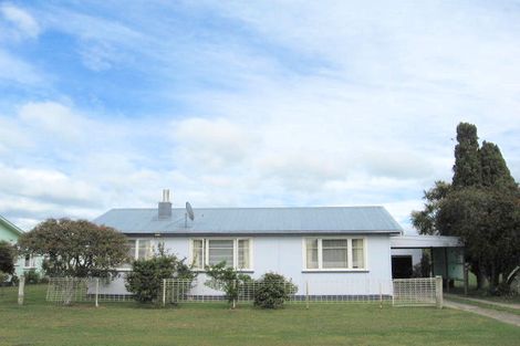 Photo of property in 7 Endeavour Street, Tolaga Bay, 4077