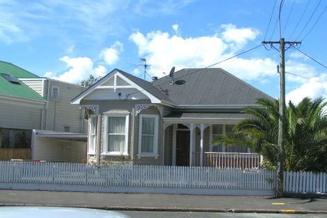 Photo of property in 109 Queen Street, Northcote Point, Auckland, 0627