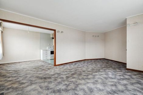 Photo of property in 2 Whakawhiti Street, Marfell, New Plymouth, 4310