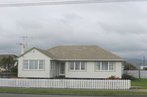 Photo of property in 30 Winchester Street, Levin, 5510