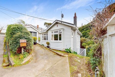 Photo of property in 9 Khandallah Road, Ngaio, Wellington, 6035