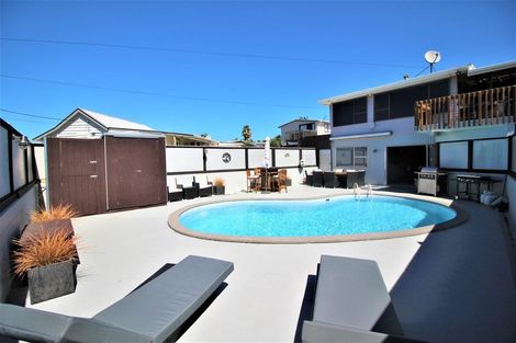 Photo of property in 5 Claridge Street, Glen Eden, Auckland, 0602