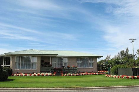 Photo of property in 73 Tancred Street, Rakaia, 7710