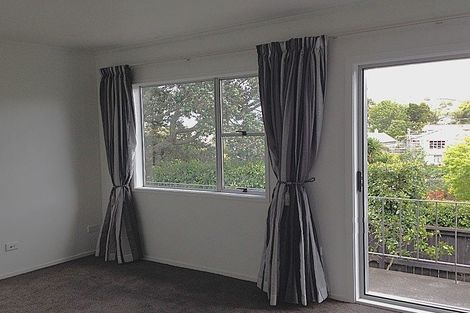 Photo of property in 7/16 Rutland Road, Stanley Point, Auckland, 0624