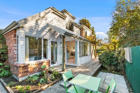 Photo of property in 20 Cashmere Road, Cashmere, Christchurch, 8022