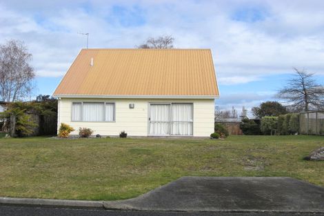 Photo of property in 15 Susan Lane, Kinloch, Taupo, 3377