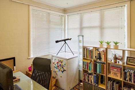 Photo of property in 17 Chew Place, Ranui, Porirua, 5024