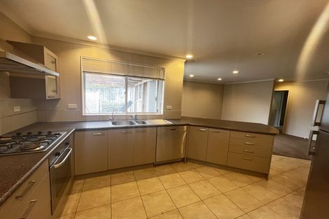 Photo of property in 4 Durbin Court, Greenhithe, Auckland, 0632