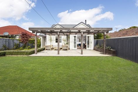 Photo of property in 5 Hukanui Crescent, Ponsonby, Auckland, 1021