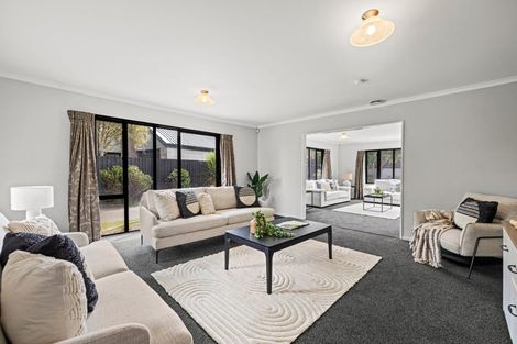 Photo of property in 15 Willoughby Lane, Parklands, Christchurch, 8083