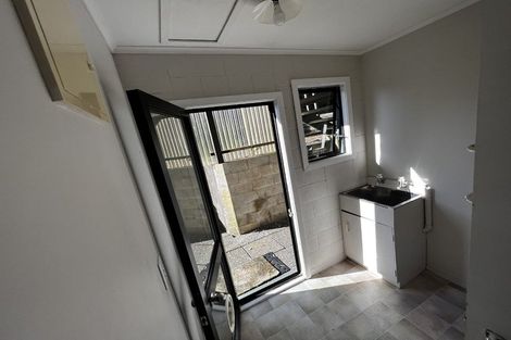 Photo of property in 25 Barberton Terrace, Red Hill, Papakura, 2110