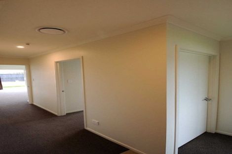 Photo of property in 23 Ragley Way, Rolleston, 7615