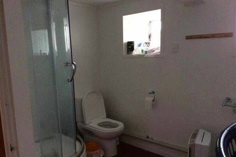 Photo of property in 16 Tyne Road, Forrest Hill, Auckland, 0620