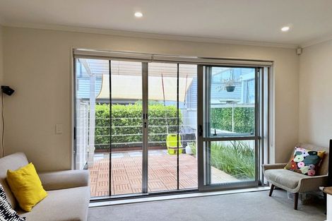 Photo of property in 37 Pencaitland Drive, Flat Bush, Auckland, 2019