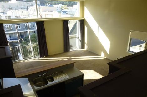 Photo of property in 17/15 Roxburgh Street, Mount Victoria, Wellington, 6011