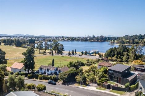 Photo of property in 133 Lake Crescent, Hamilton Lake, Hamilton, 3204