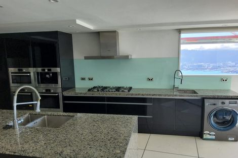 Photo of property in 11 Robieson Street, Roseneath, Wellington, 6011