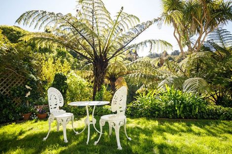 Photo of property in 4 Panorama Grove, Harbour View, Lower Hutt, 5010