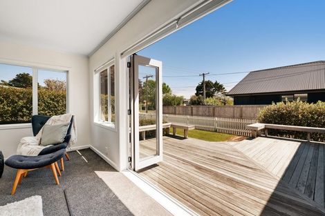 Photo of property in 85a Ladies Mile, Manly, Whangaparaoa, 0930
