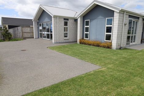 Photo of property in 186 The Boulevard, Papamoa Beach, Papamoa, 3118