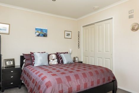 Photo of property in 3 Kinder Street, Acacia Bay, Taupo, 3330