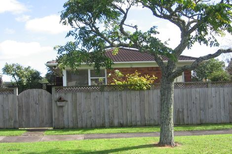 Photo of property in 2/25 Williams Avenue, Pakuranga, Auckland, 2010