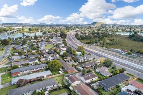 Photo of property in 1/53 Pakuranga Road, Pakuranga, Auckland, 2010