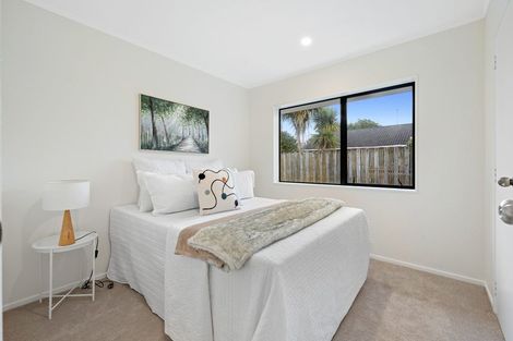 Photo of property in 26 Summermist Drive, Northpark, Auckland, 2013