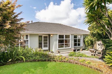 Photo of property in 26 Tristram Avenue, Forrest Hill, Auckland, 0620
