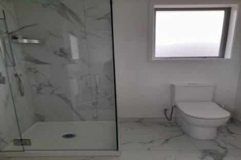 Photo of property in 2/11 Cressy Street, Waterloo, Lower Hutt, 5011