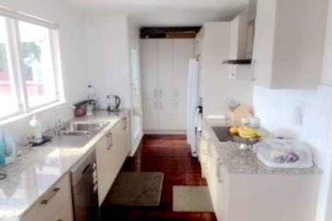 Photo of property in 32 Mildmay Road, Henderson, Auckland, 0610