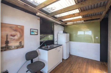 Photo of property in 27 Okoka Road, Omiha, Waiheke Island, 1081