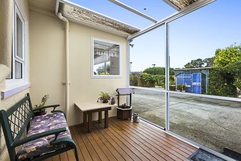 Photo of property in 15 Walsh Road, Westown, New Plymouth, 4310