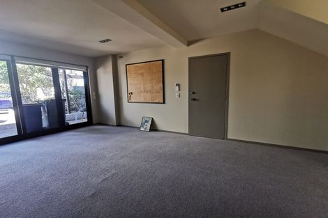 Photo of property in 9 Chevron Place, Castor Bay, Auckland, 0620
